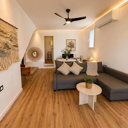 Prázdninový dům Paraiso - Con Piscina Privada Y Aire Acondicionado Totalmente Renovada Newly Renovated L' Escala